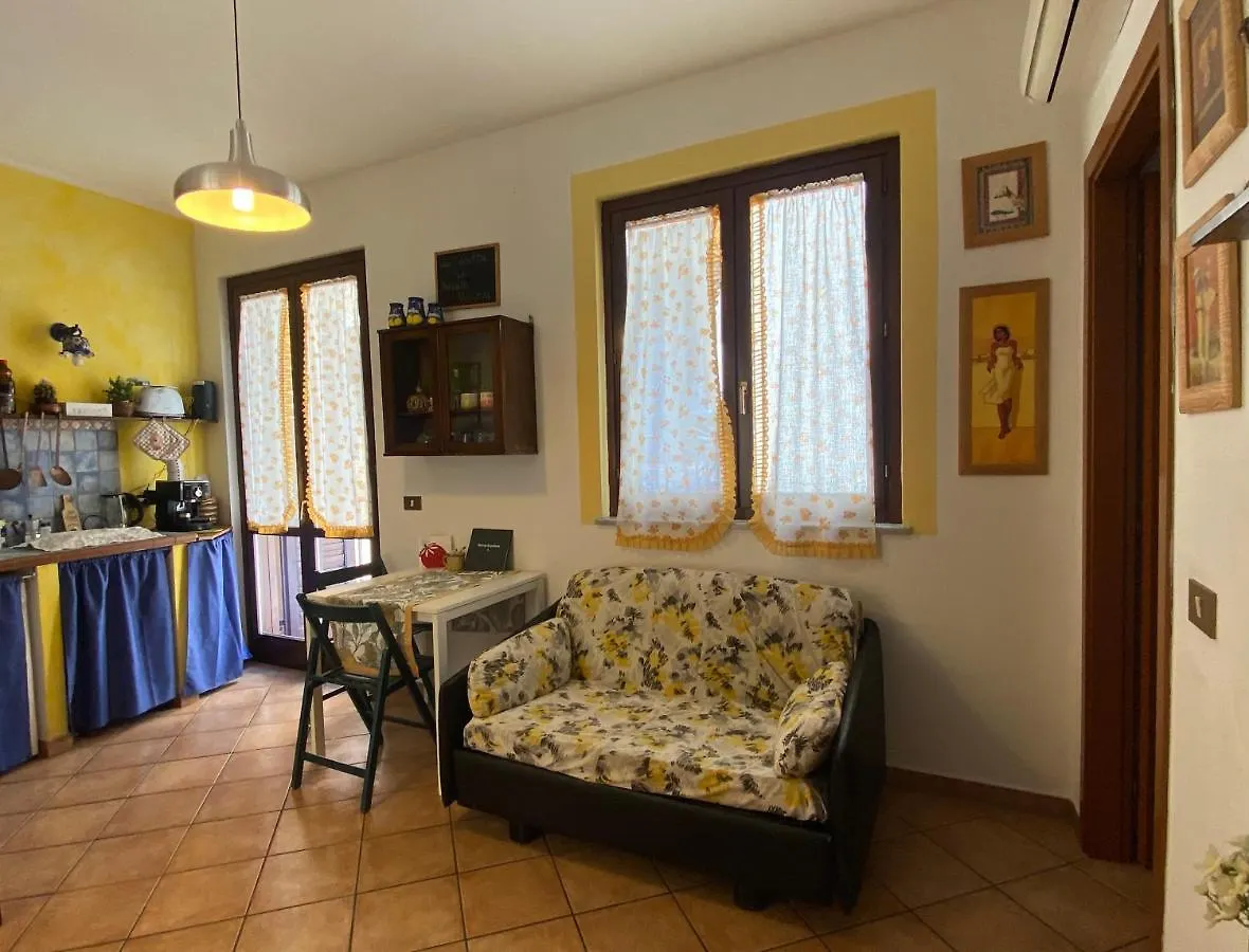 Apartment Casetta Al Mercato Vucciria Palermo Italy